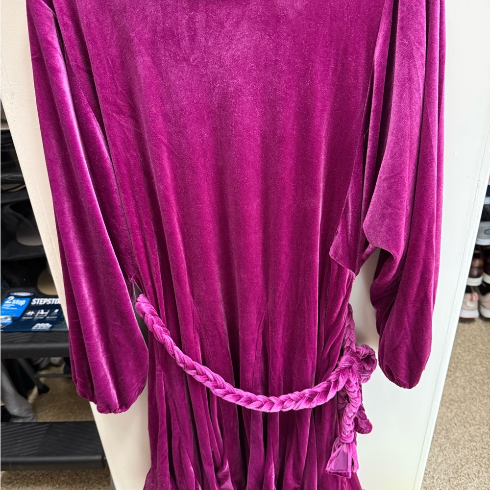 JODIFL Velvet Fuchsia Dress